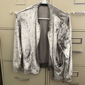 Women Gray velvet jacket